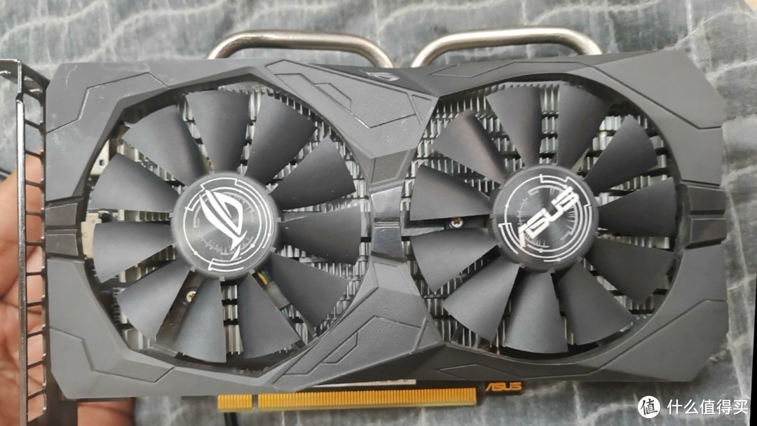 200 块捡的败家之眼：华硕 rog rx560 显卡购买奇遇