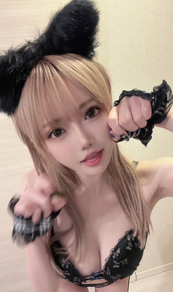 最新推荐！超火辣体育主播女优《丽央奈》精选作品介绍……