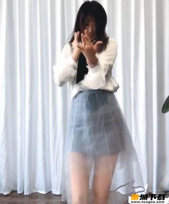 抖音化妆骑摩托摘星星歌曲歌词分享图片4