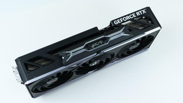 七彩虹新款RTX 5070 Ti Ultra: 性能卓越 价格亲民