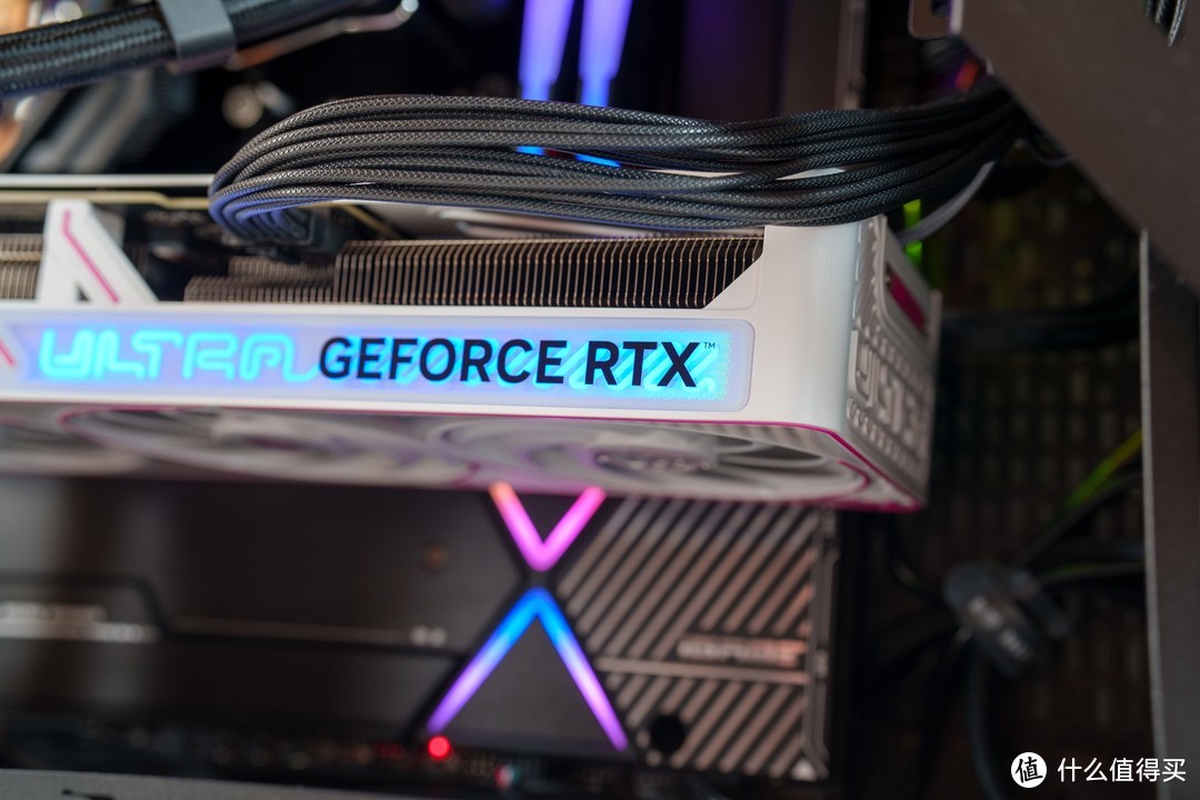 2K通吃 4K可战：七彩虹 iGame GeForce RTX 5070 Ultra W OC 评测