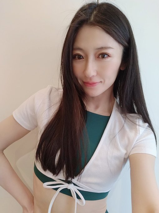 最新推荐！超逆龄40岁美熟女《春谷美雨》精选作品介绍……