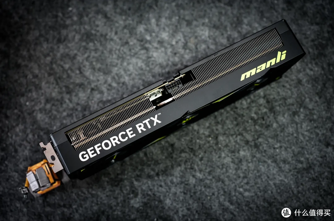 4599首发价？性价比超一流？万丽星云GeForce RTX 5070上手实测