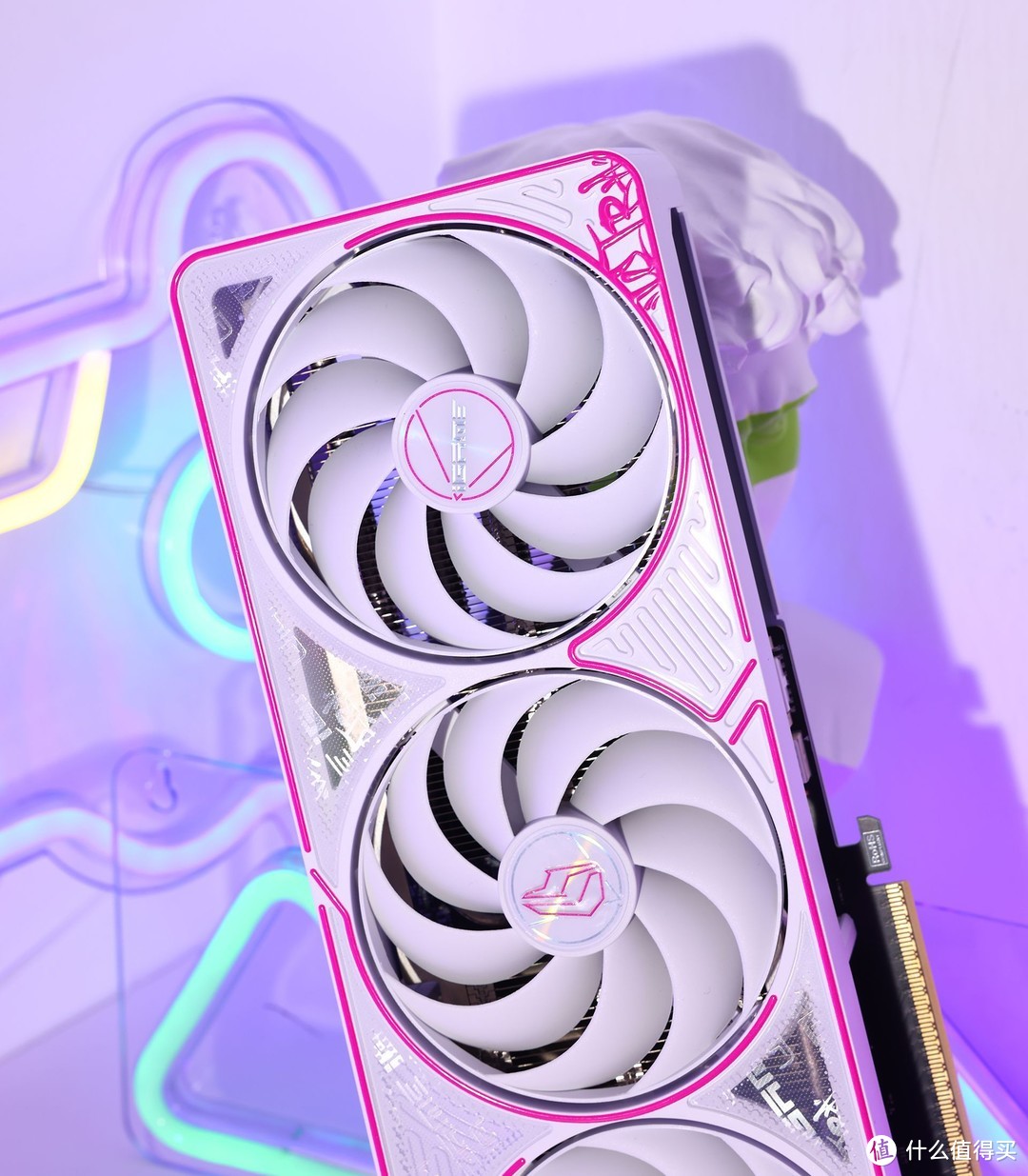 2K游戏神器 七彩虹iGame GeForce RTX 5070 Ultra W OC 12GB评测