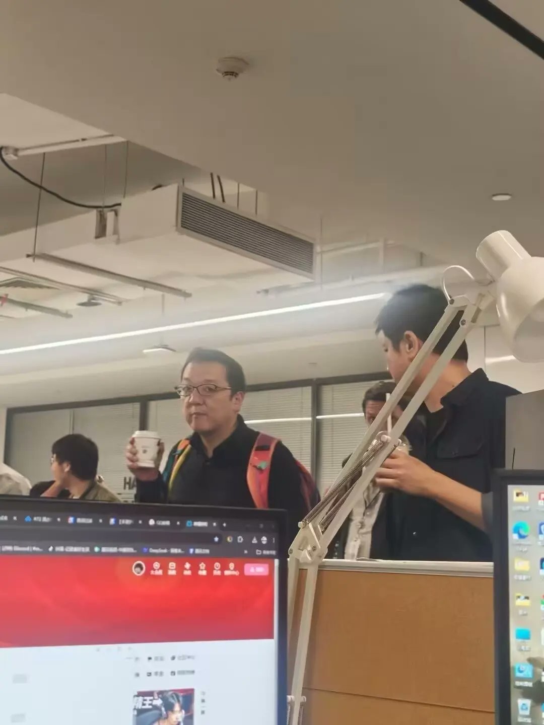 《艾尔登法环》手游要来？宫崎英高现身腾讯大楼