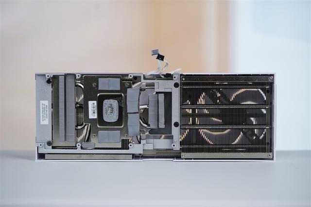 技嘉RTX 5070 Ti 雪鹰显卡：性能与价格全面预测