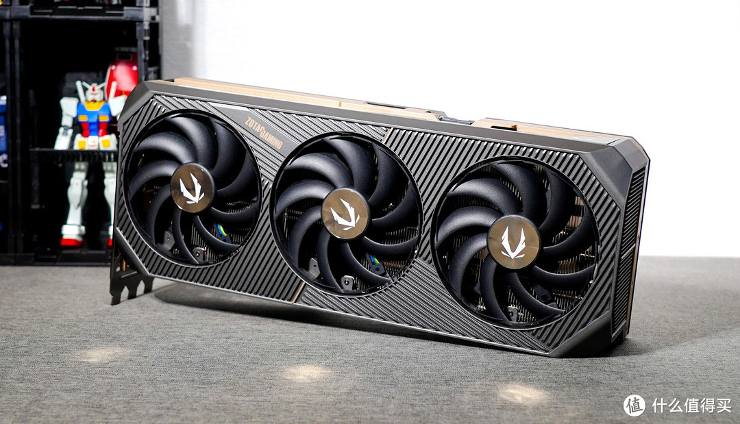 白色海景房内测RTX5080，性能提升不及预期，但好想以原价入手