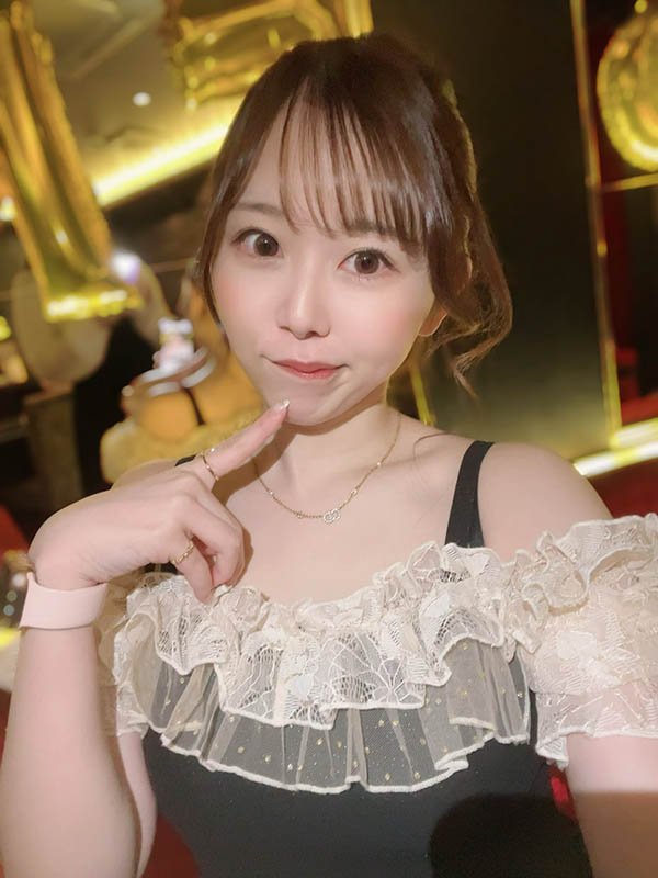 最新推荐！面包店正妹店员《松宫翡翠》精选作品介绍……