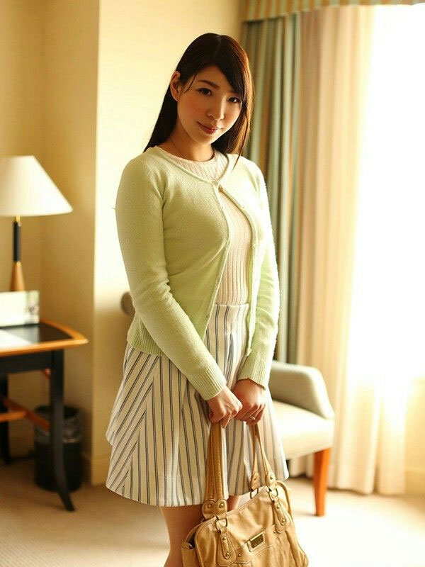 最新推荐！美规体AV女优《香山美樱》精选作品介绍……