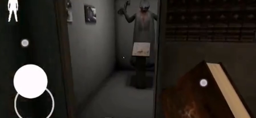 恐怖奶奶下水道版