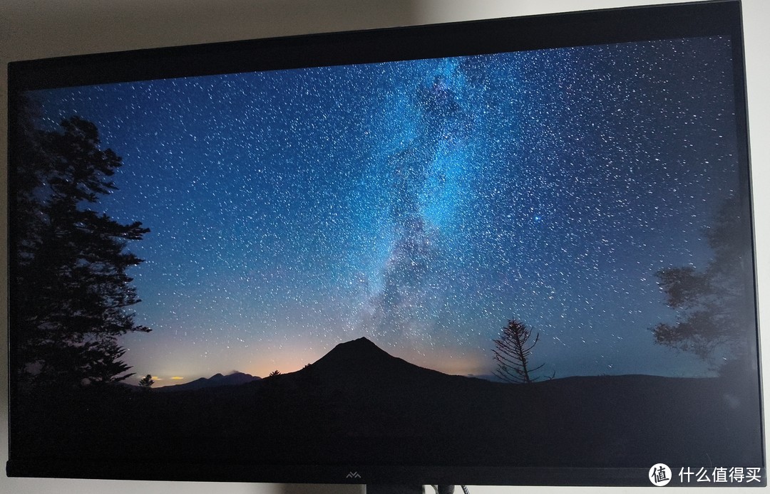 雷鸟Q6 MiniLED显示器｜果然还得是自己的技术才敢这么卷