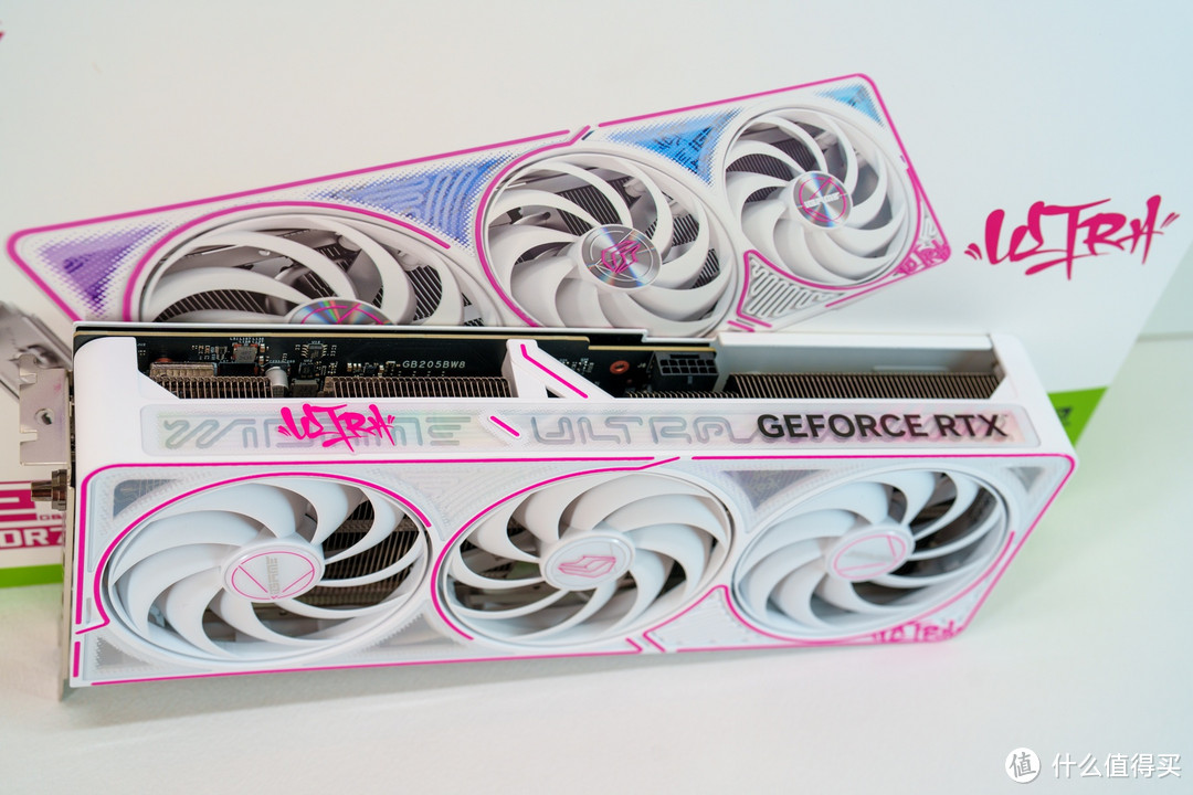 2K通吃 4K可战：七彩虹 iGame GeForce RTX 5070 Ultra W OC 评测