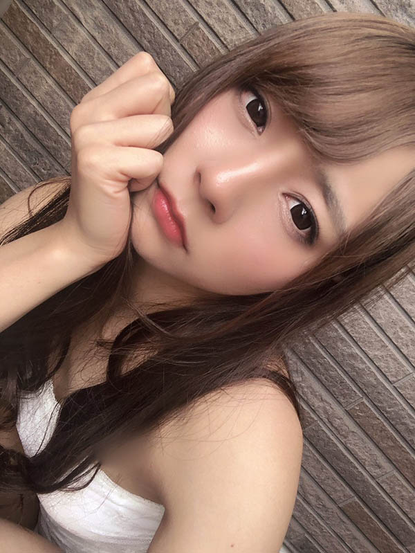最新推荐！咖啡店打工女大生《河南实里》精选作品介绍……