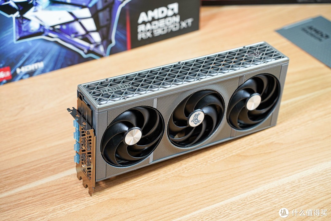 全面超越5070TI，表现抢眼蓝宝石RX 9070 XT显卡首发拆解+实测