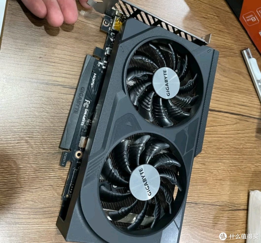 猎鹰 GeForce RTX 4060 Eagle OC 8G 电竞游戏与设计的理想之选