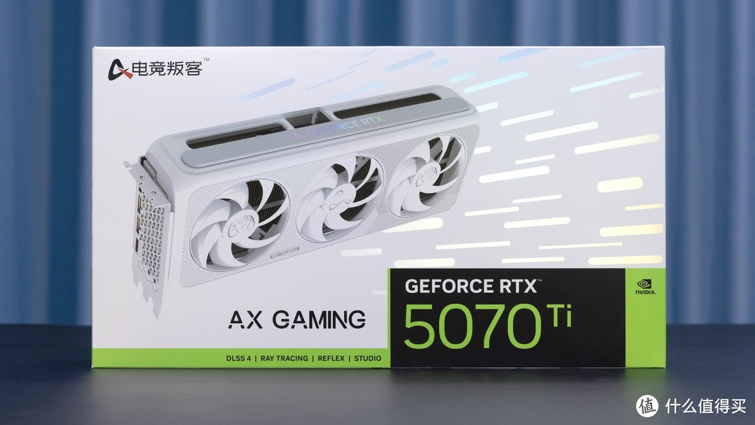 纯白电竞神器  电竞叛客RTX 5070 Ti X3W评测