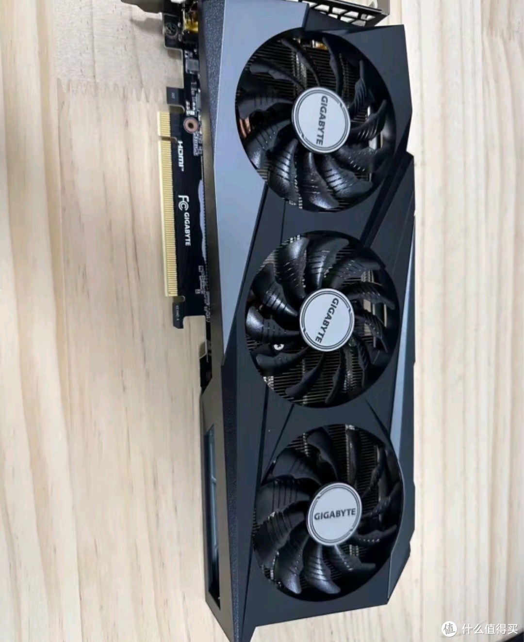 技嘉魔鹰GIGABYTE GeForce RTX 3060 GA我心中的最佳千元显卡🏆