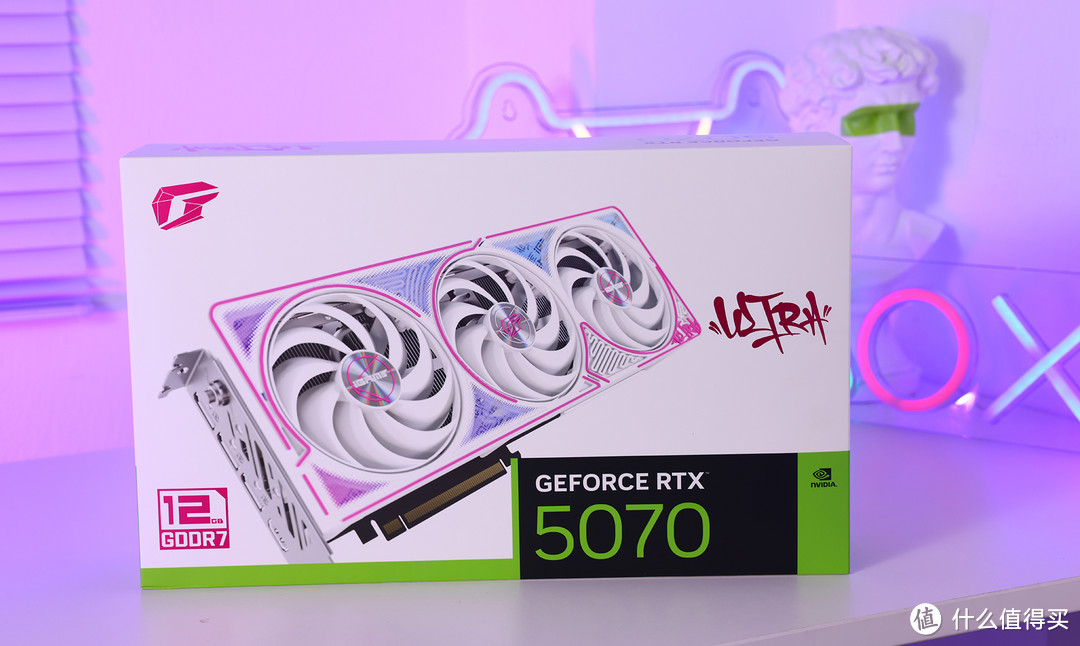 2K游戏神器 七彩虹iGame GeForce RTX 5070 Ultra W OC 12GB评测