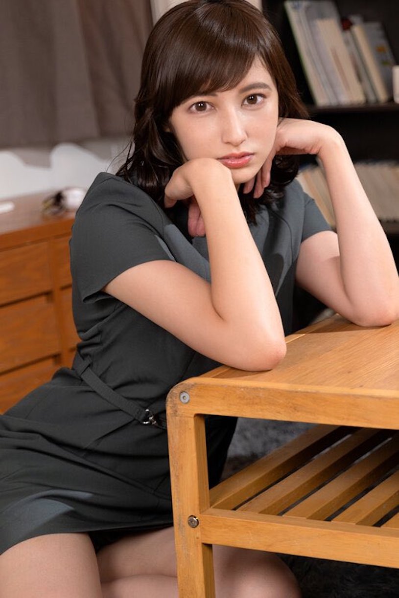 最新推荐！来自关西的超性感短发人妻《本田瞳》精选作品介绍……