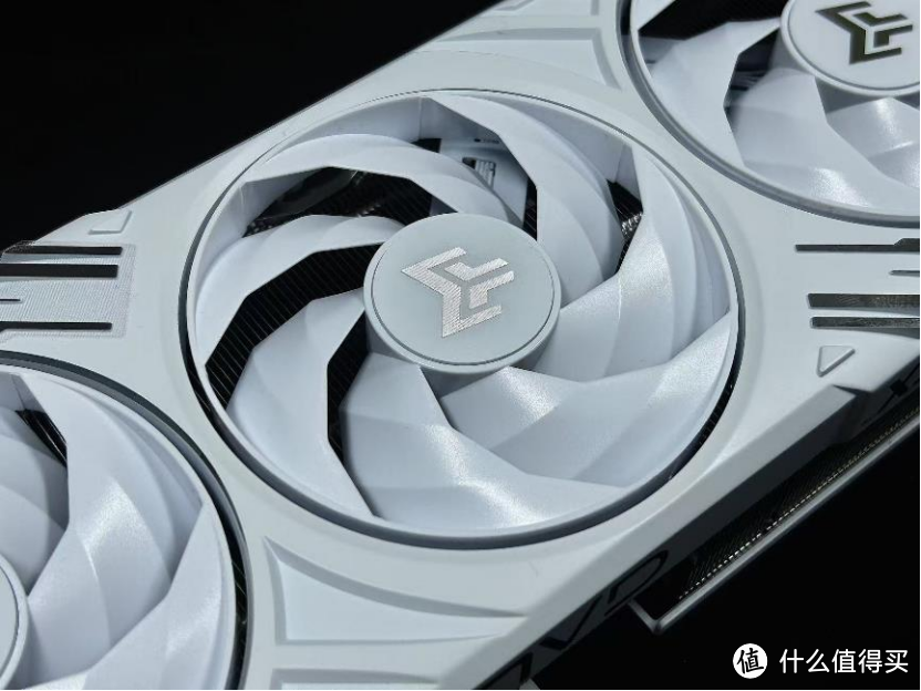 影驰 GeForce RTX 5070 Ti 金属大师 OC评测：DLSS 4超强发挥