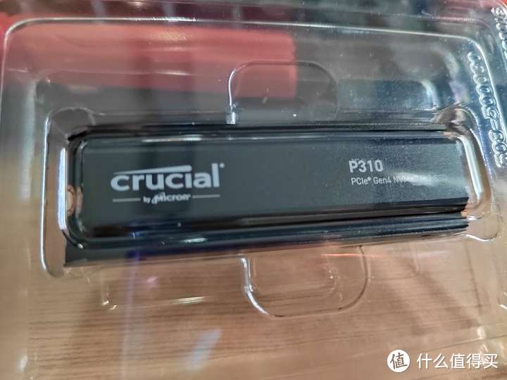 Crucial英睿达P310带散热器版SSD开箱评测：游戏、设计存储高能