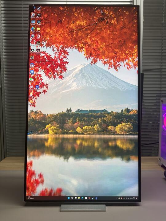 LG 32UL950显示器：设计师与摄影师的高效利器