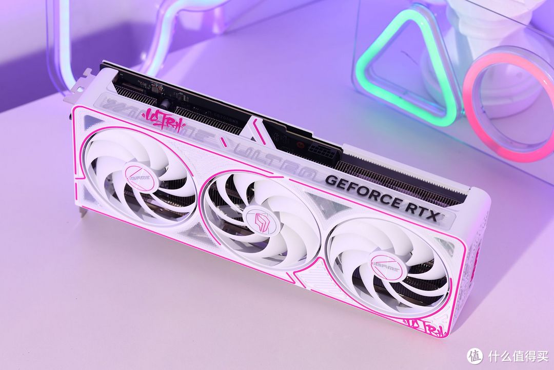 2K游戏神器 七彩虹iGame GeForce RTX 5070 Ultra W OC 12GB评测