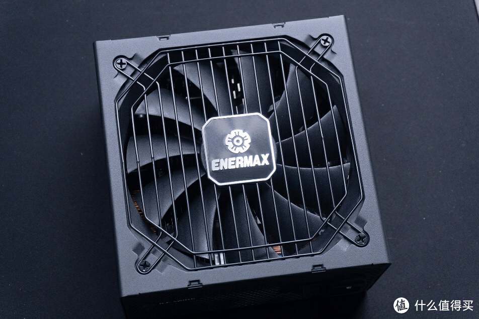 RTX5080装机：影驰圣刃OC+安耐美1200W+星璨大岚机箱